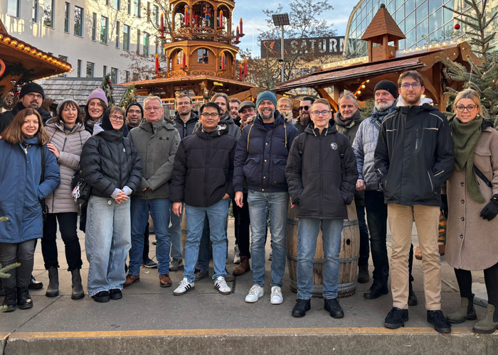 Frohe Weihnachten und einen guten Start ins neue Jahr!